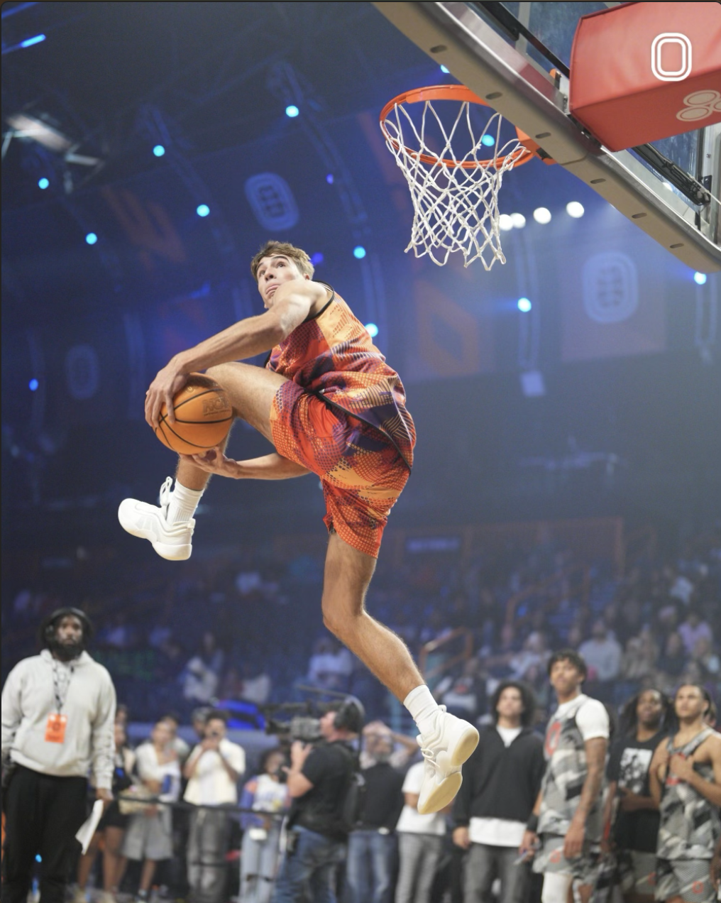 Kohl Rosario dunking